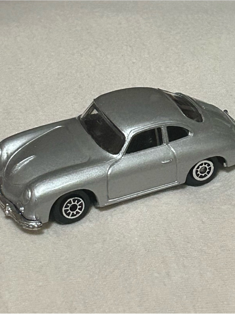 Loose Maisto Porsche 356A Silver Diecast Car 1/64 Scale